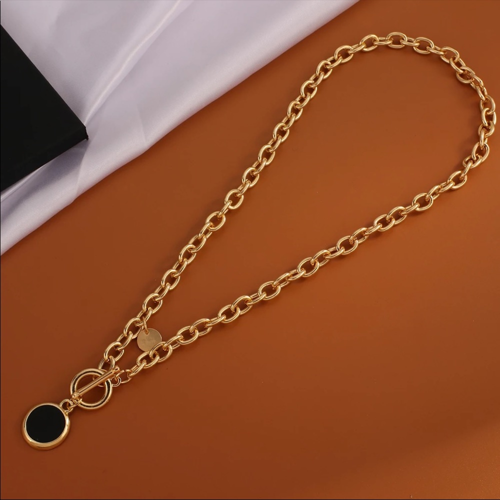 NEW 18K GOLD CHAIN TOGGLE NECKLACE - Picture 5 of 10